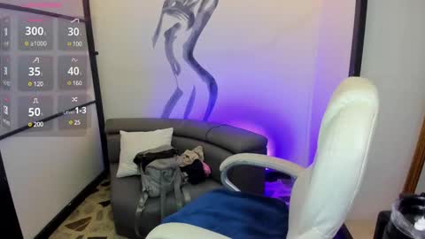 Anni online show from 02-08-25, 01:32