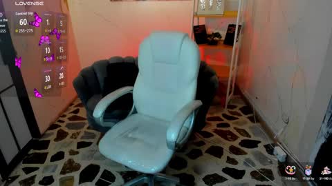 Anni online show from 09-29-25, 09:19