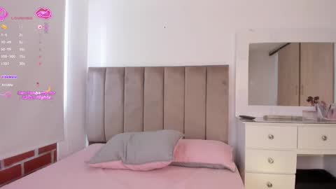 Snapshot of niicoleta2 chatting on 01-31-26, 07:11 Niicoleta online show from 01-31-26, 07:11