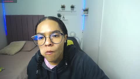          online show from 12-19-24, 02:02