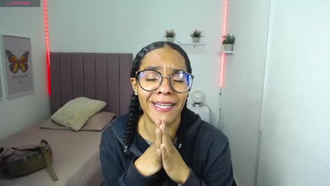          online show from 02-06-25, 01:54