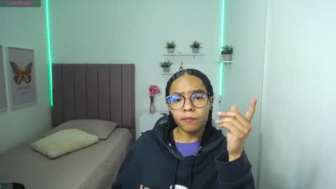          online show from 02-08-25, 01:54