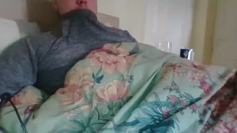 Snapshot of nijinsky11 chatting on 05-17-26, 02:02 Nijinsky11 online show from 05-17-26, 02:02