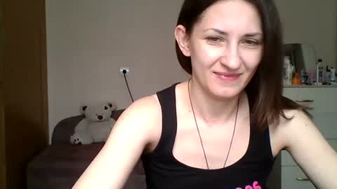 nika_smily online show from 05-18-26, 08:42