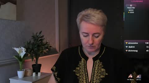 Nika online show from 04-11-26, 07:45