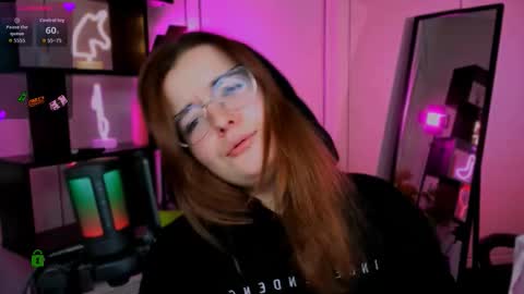 Snapshot of nika_still chatting on 12-15-25, 08:57 Little Angel online show from 12-15-25, 08:57