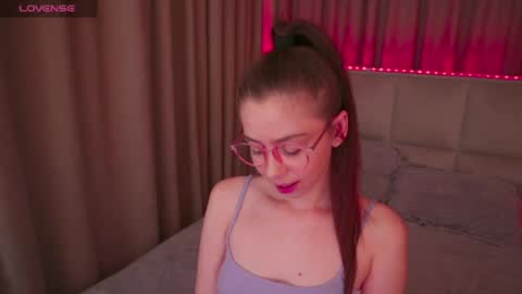 Snapshot of nikaletta chatting on 07-28-26, 08:12 Nika online show from 07-28-26, 08:12