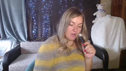 Nika online show from 09-18-25, 04:58