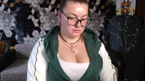 Nika online show from 04-14-26, 05:13