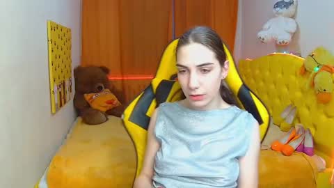 nikastarkk online show from 02-10-25, 10:30