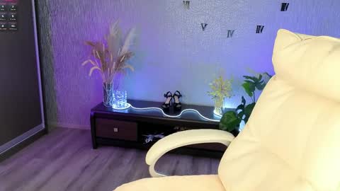 NikaStill  online show from 04-06-26, 04:57