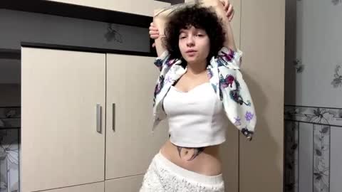 Hello there im Nika Im new here Lets have fun online show from 05-21-26, 05:20