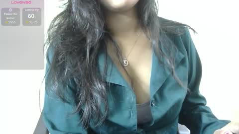 Snapshot of nike_aj chatting on 12-14-24, 06:13 Nike online show from 12-14-24, 06:13