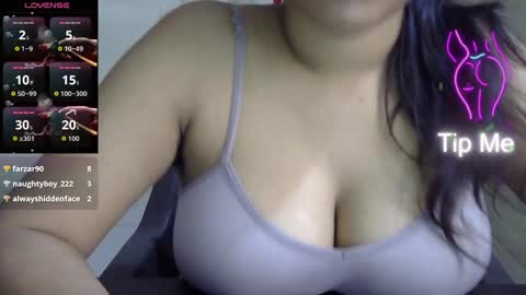 Snapshot of nike_aj chatting on 10-07-25, 05:04 Nike online show from 10-07-25, 05:04