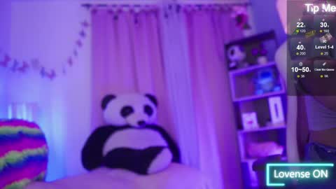 Snapshot of nikerly_hot chatting on 04-30-26, 11:38 NIKERLY online show from 04-30-26, 11:38