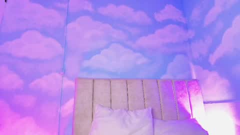    online show from 04-21-26, 02:04