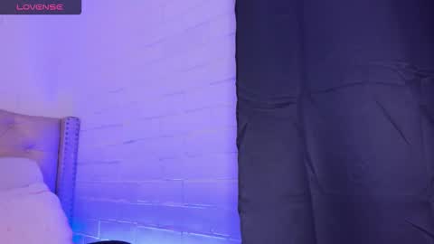 Niikii online show from 11-06-25, 02:56