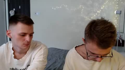 nikikerry_cum_ online show from 06-12-26, 04:00