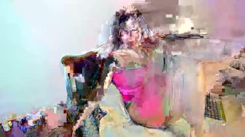 Snapshot of nikki000cool chatting on 03-12-26, 01:17 Veronika online show from 03-12-26, 01:17