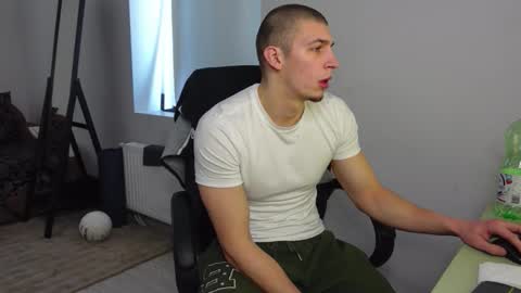 nikki online show from 03-10-26, 07:13