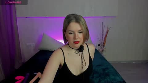 Nikki online show from 02-01-25, 10:37