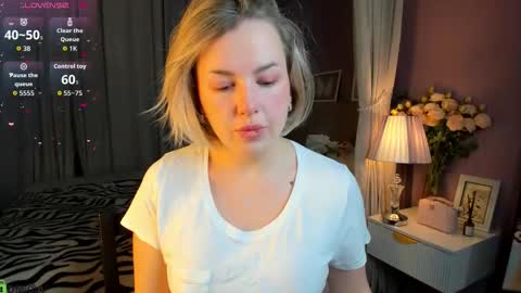 Nikki online show from 10-13-25, 01:05