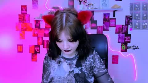 Snapshot of nikki_kiss_ chatting on 05-13-26, 09:06 nikki_kiss_ online show from 05-13-26, 09:06