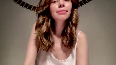 Nikki online show from 01-05-25, 01:15