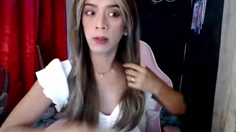 nikkie online show from 01-25-25, 11:32