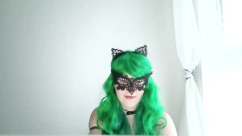 Snapshot of nikkihotgirl chatting on 07-25-26, 09:56 Nikki online show from 07-25-26, 09:56