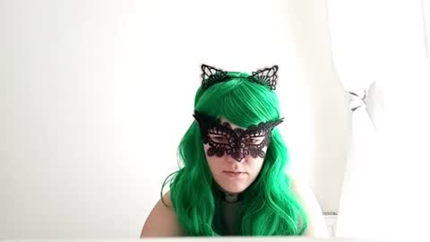 Snapshot of nikkihotgirl chatting on 07-26-26, 10:33 Nikki online show from 07-26-26, 10:33