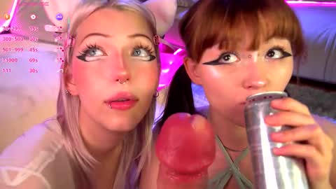 Snapshot of nikkisilk chatting on 09-19-25, 06:30 Stassy Krissy Aria Lina online show from 09-19-25, 06:30