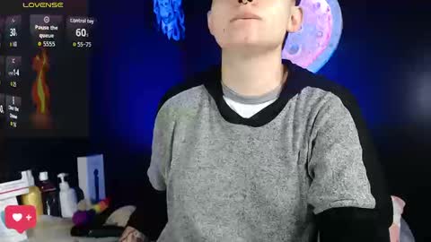 Snapshot of nikky_tomboy444 chatting on 09-19-25, 01:01 Nikky online show from 09-19-25, 01:01