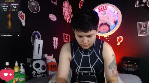Snapshot of nikky_tomboy444 chatting on 10-17-25, 01:03 Nikky online show from 10-17-25, 01:03