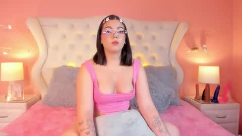 Y E S I online show from 04-06-26, 07:15