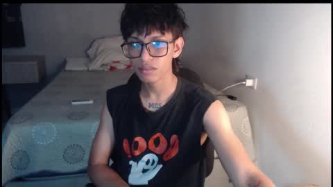 niklaus_wolf online show from 09-09-25, 01:49