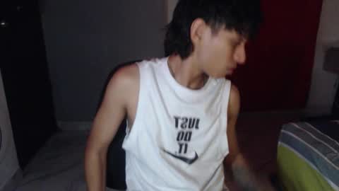 niklaus_wolf online show from 10-03-25, 11:13