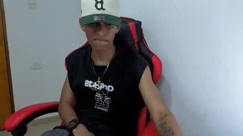 niklaus_wolf online show from 03-12-26, 02:07