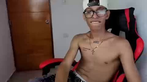 niklaus_wolf online show from 03-21-26, 04:39