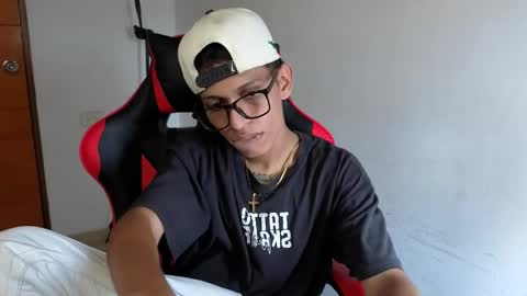 niklaus_wolf online show from 03-24-26, 03:28