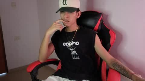 niklaus_wolf online show from 04-20-26, 05:59