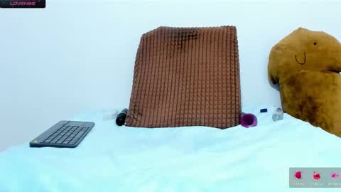 Snapshot of nikol32__ chatting on 12-29-24, 01:49 dayan online show from 12-29-24, 01:49