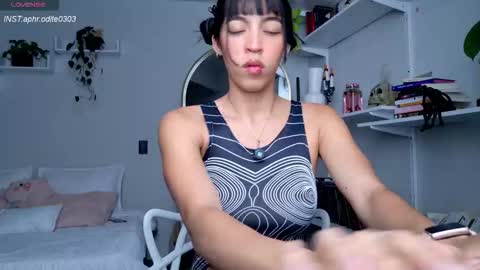 Nicole cam online show from 10-27-25, 09:30