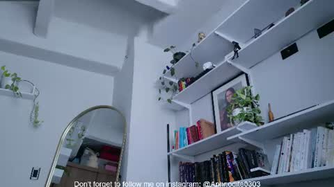Nicole cam online show from 07-25-26, 12:47