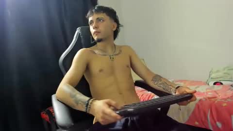 nikolas online show from 10-20-25, 07:36