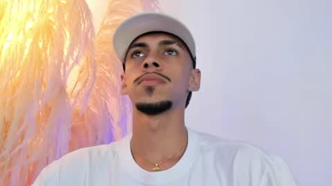    online show from 07-03-26, 09:32