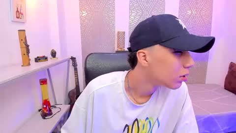    online show from 10-27-25, 04:16