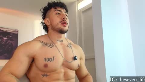 Niko online show from 11-04-25, 04:39