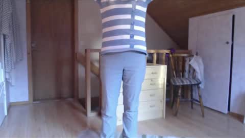 Nikole1 online show from 11-17-25, 11:38