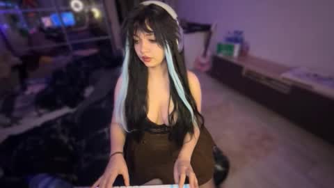 Snapshot of nikoli_naw chatting on 11-25-25, 11:16 nikoli_naw online show from 11-25-25, 11:16